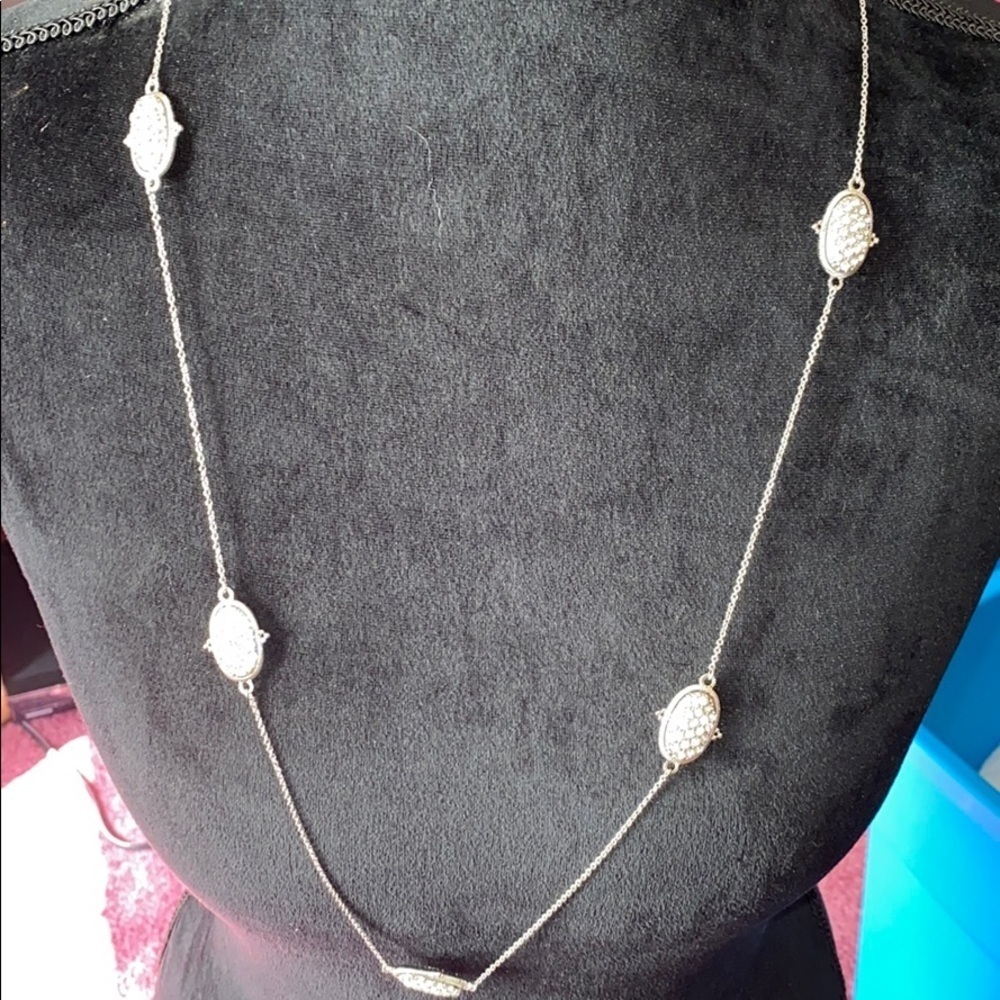 New without tags statement necklace
